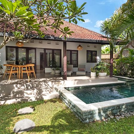 Twist And Shout Villa Seminyak Exterior foto
